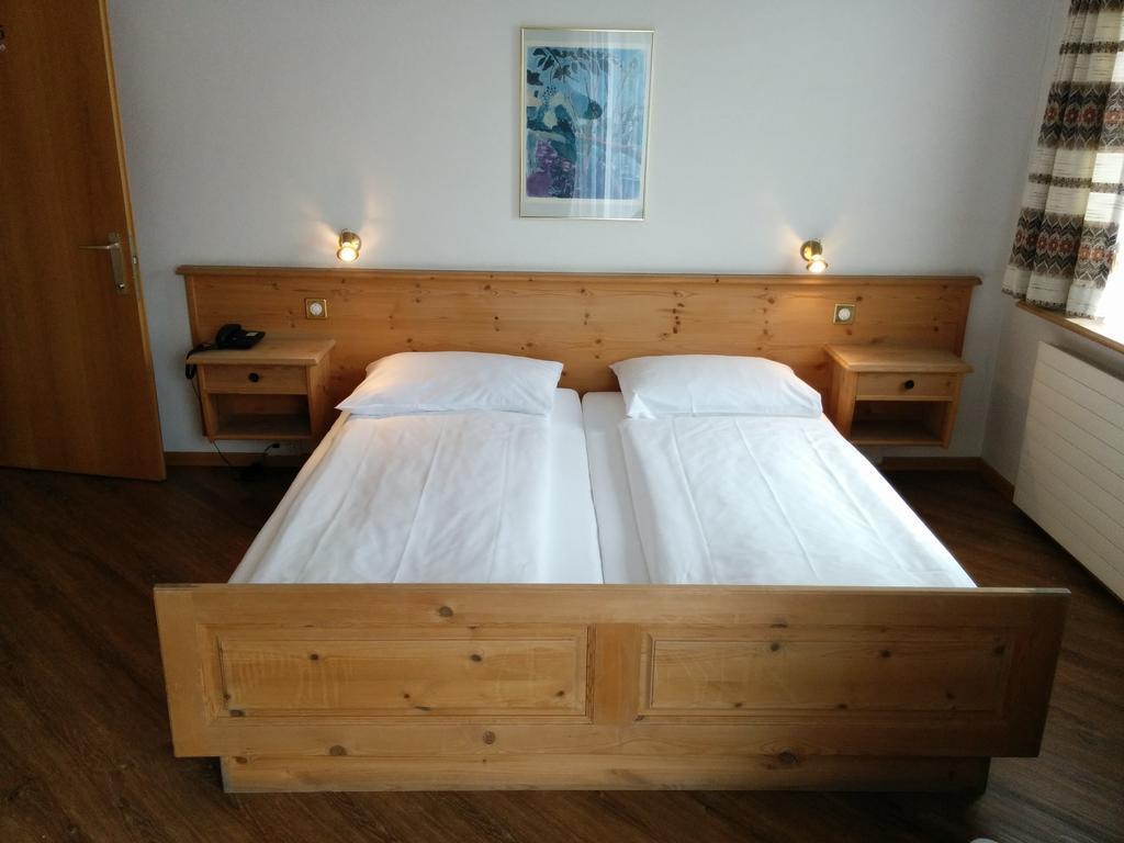 Hotel Terminus Samedan Chambre photo
