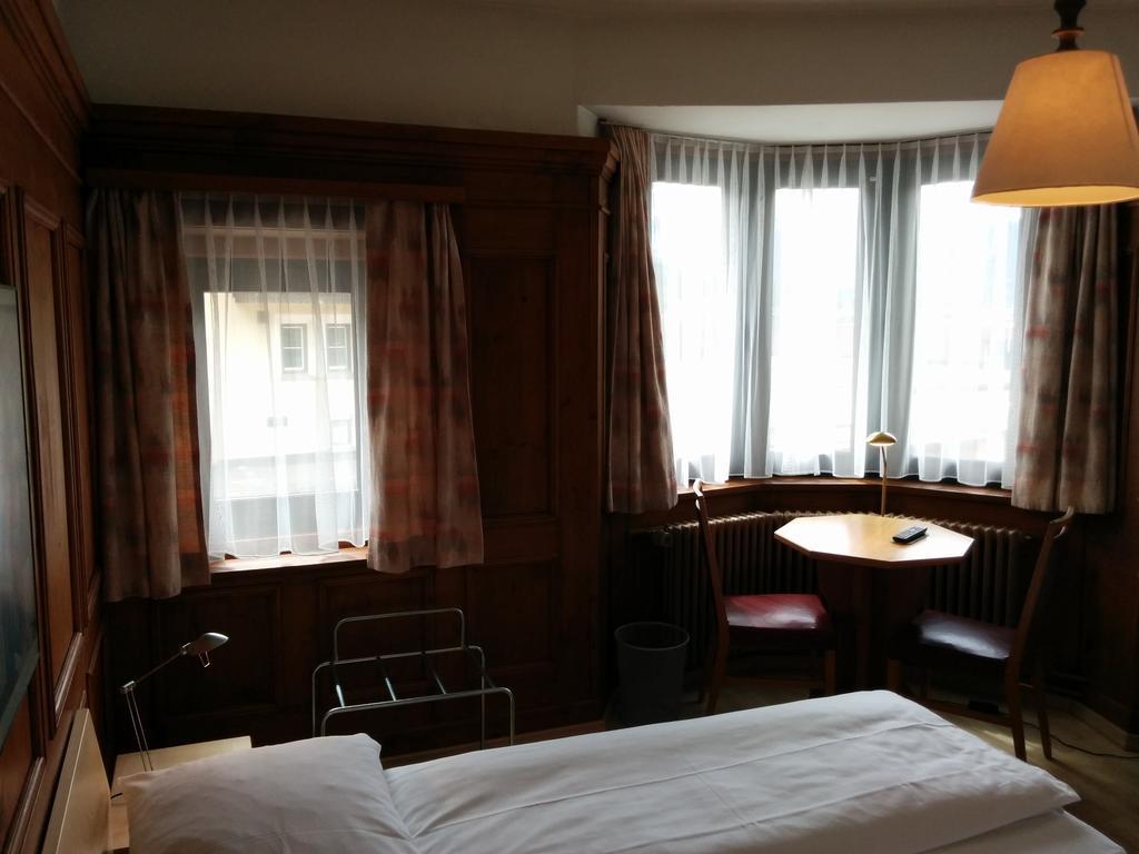 Hotel Terminus Samedan Chambre photo