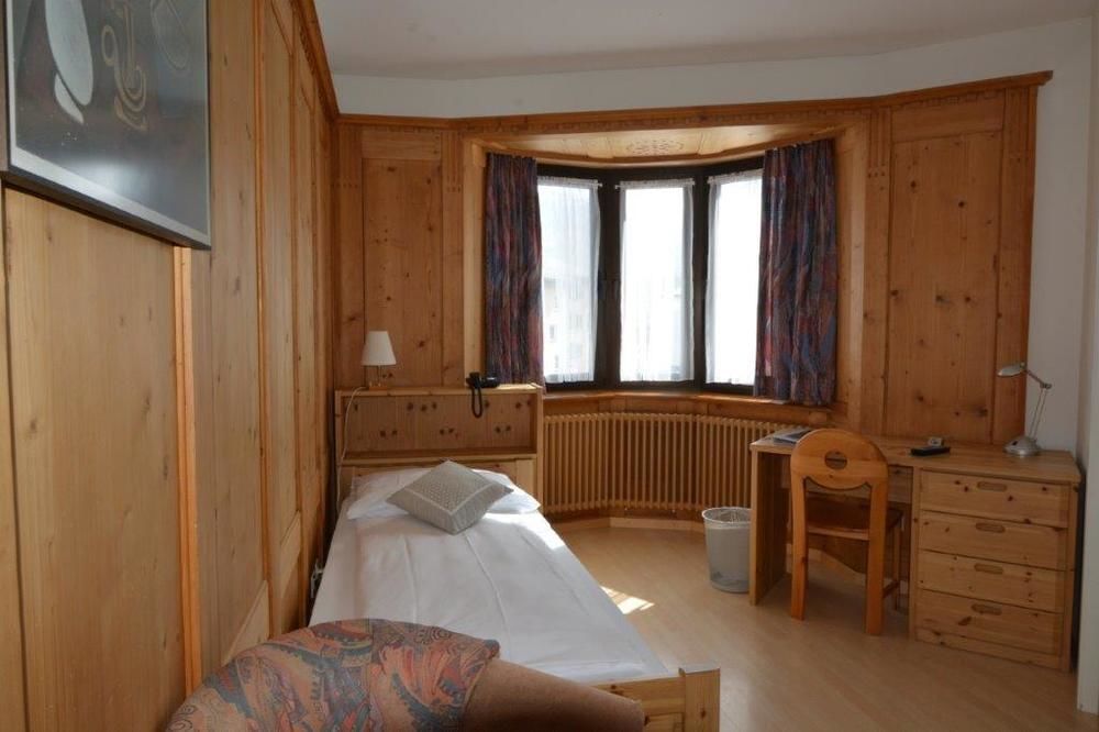 Hotel Terminus Samedan Extérieur photo